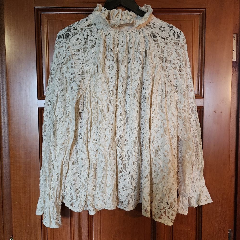 Mille Lace Top